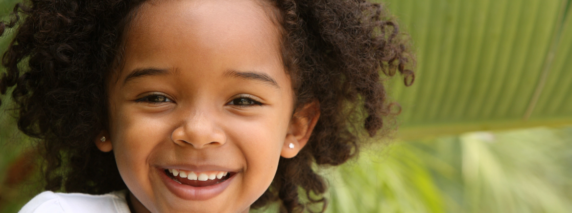 Meckbetter Header Young girls smiling